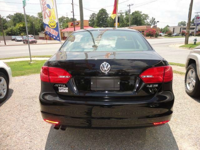 2012 Volkswagen Jetta Reg Cab 111.2 Inch WB 2WD LS Truck