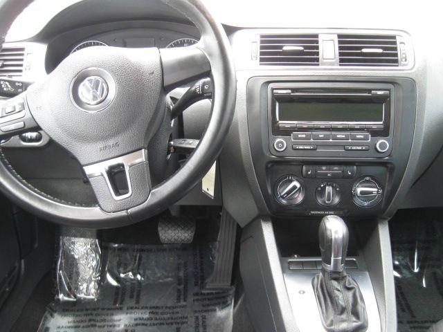 2012 Volkswagen Jetta CD With MP3