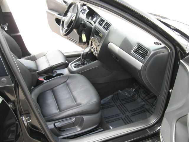 2012 Volkswagen Jetta CD With MP3