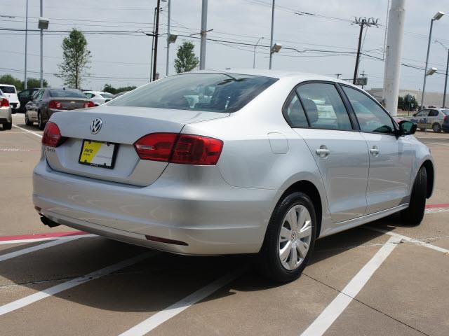 2012 Volkswagen Jetta Unknown