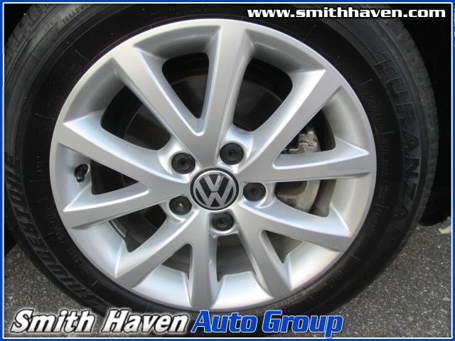 2012 Volkswagen Jetta 4WD 4dr SUV Alpha