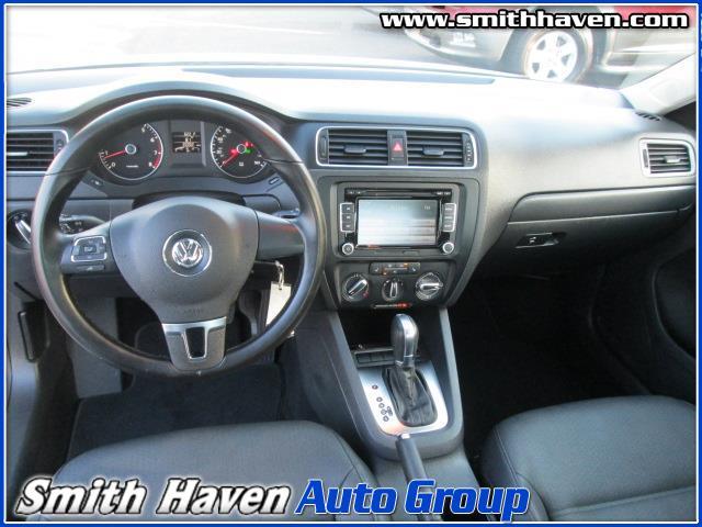 2012 Volkswagen Jetta 4WD 4dr SUV Alpha