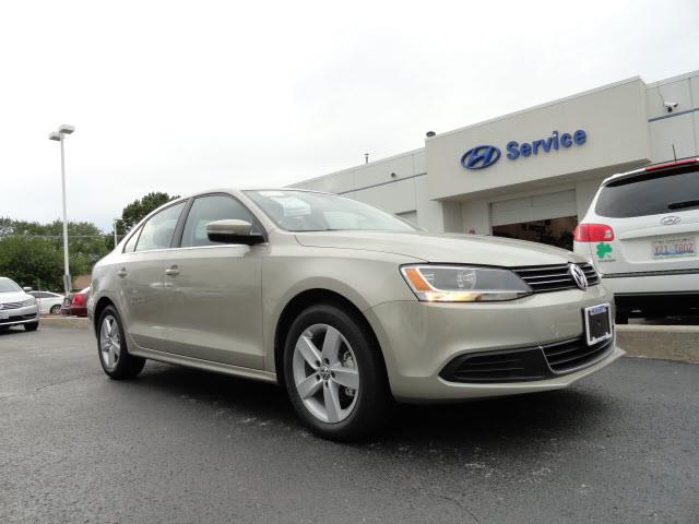 2013 Volkswagen Jetta 4DR LS AWD