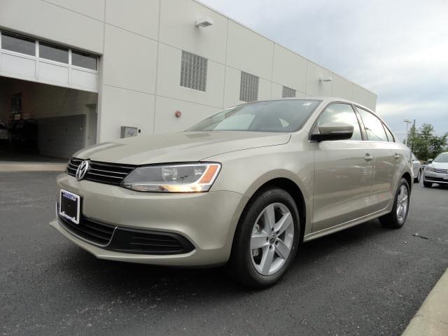 2013 Volkswagen Jetta 4DR LS AWD