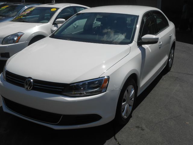 2013 Volkswagen Jetta Reg Cab 111.2 Inch WB 2WD LS Truck