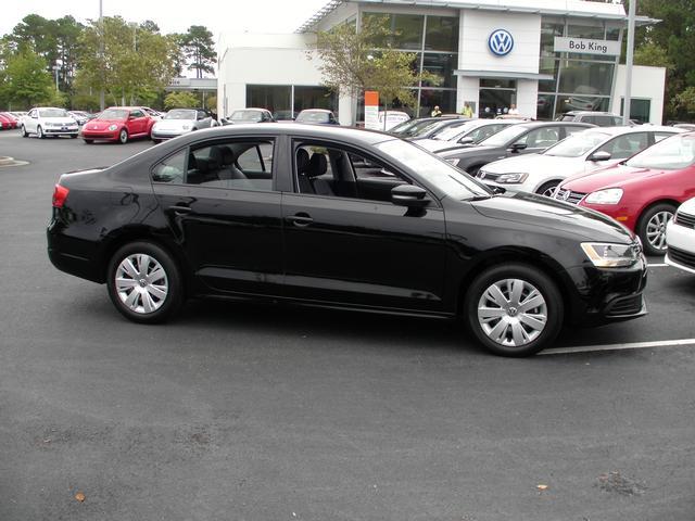 2014 Volkswagen Jetta Vogue Tires