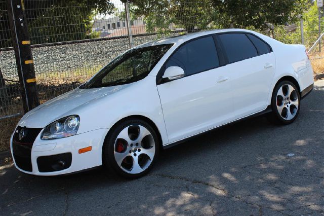 2008 Volkswagen Jetta GLI 5.0L