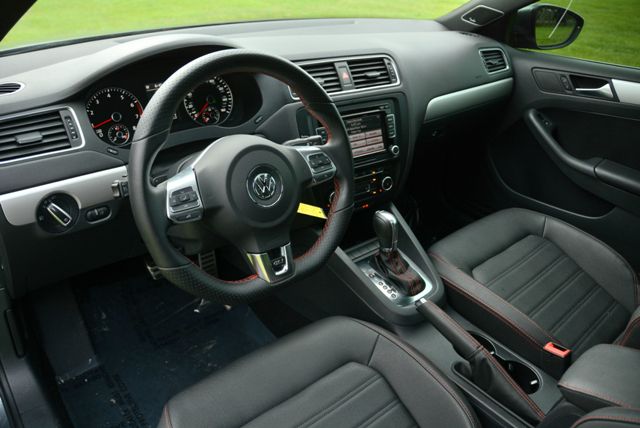 2012 Volkswagen Jetta GLI Club Coupe Wideside 141.5