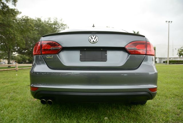 2012 Volkswagen Jetta GLI Club Coupe Wideside 141.5