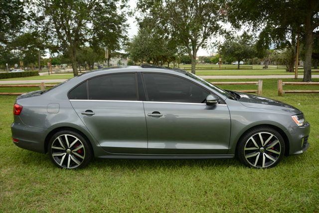 2012 Volkswagen Jetta GLI Club Coupe Wideside 141.5