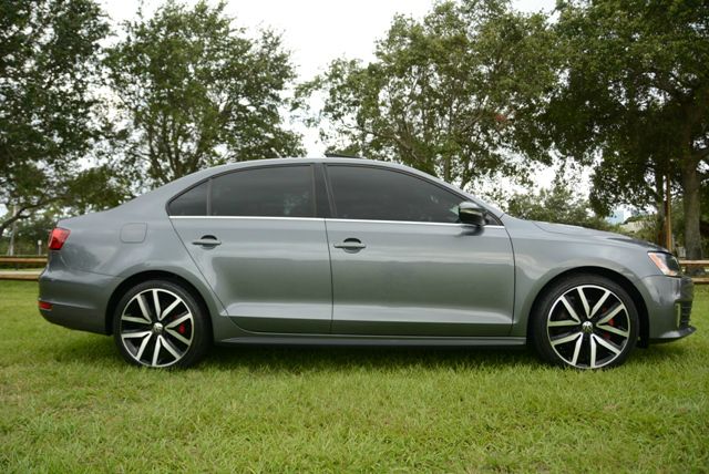 2012 Volkswagen Jetta GLI Club Coupe Wideside 141.5