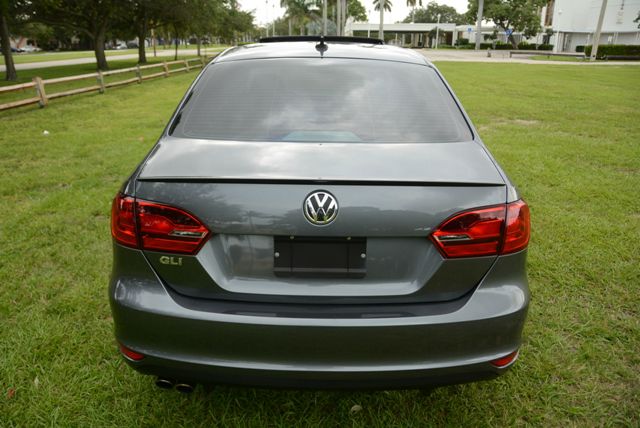 2012 Volkswagen Jetta GLI Club Coupe Wideside 141.5