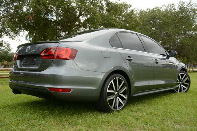 2012 Volkswagen Jetta GLI Club Coupe Wideside 141.5