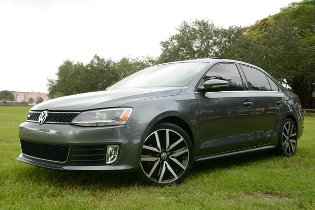 2012 Volkswagen Jetta GLI Club Coupe Wideside 141.5