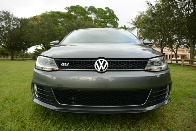 2012 Volkswagen Jetta GLI Club Coupe Wideside 141.5