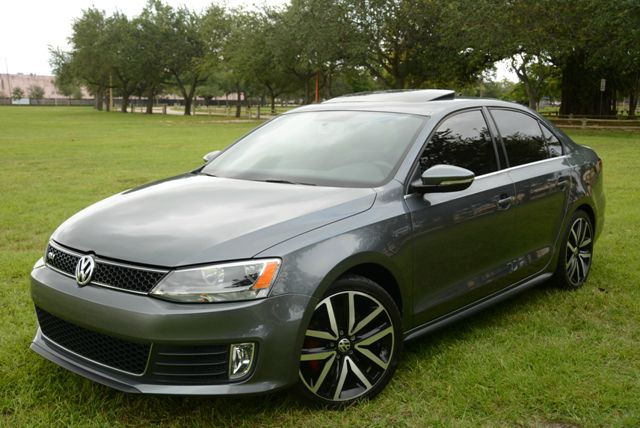 2012 Volkswagen Jetta GLI Club Coupe Wideside 141.5