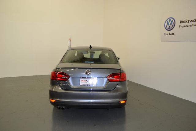 2012 Volkswagen Jetta GLI LE 1owner