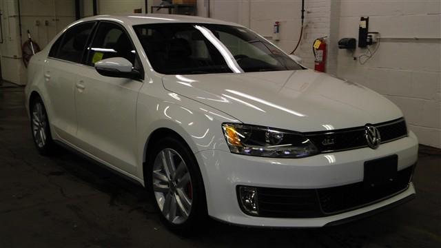 2012 Volkswagen Jetta GLI LE Sedan 4D