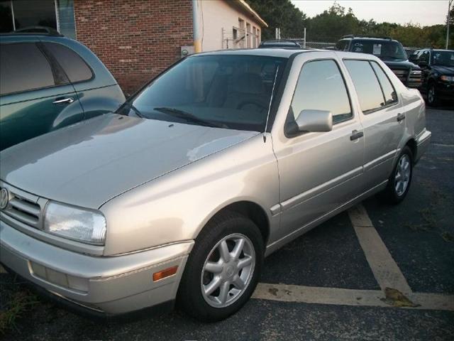 1995 Volkswagen Jetta III 4dr 4WD SLE 4x4 SUV