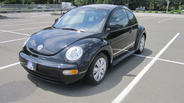 1998 Volkswagen New Beetle Base