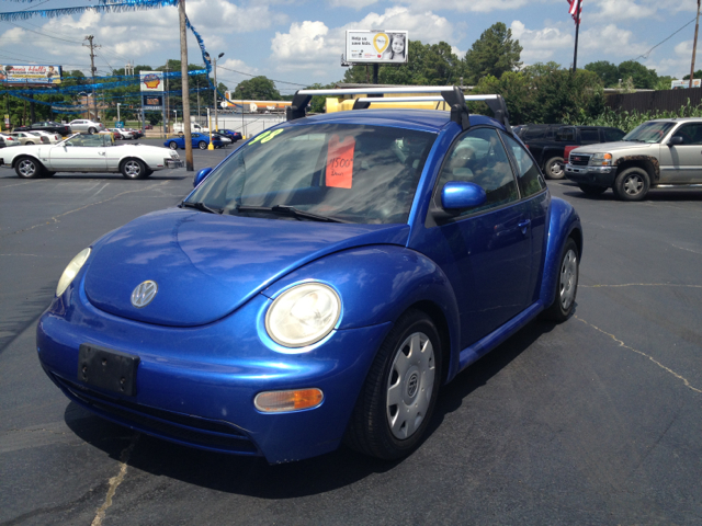 1998 Volkswagen New Beetle Base