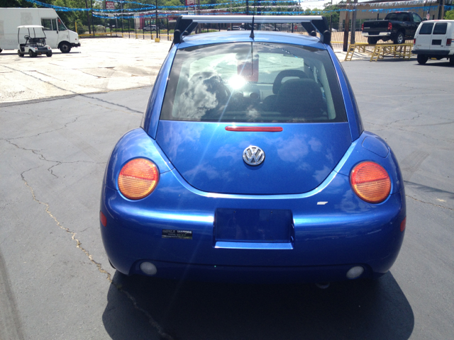 1998 Volkswagen New Beetle Base