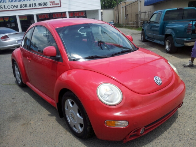 1998 Volkswagen New Beetle Base