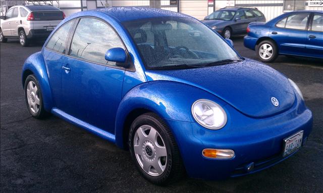 1998 Volkswagen New Beetle Base