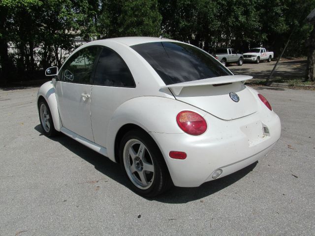 1998 Volkswagen New Beetle Base