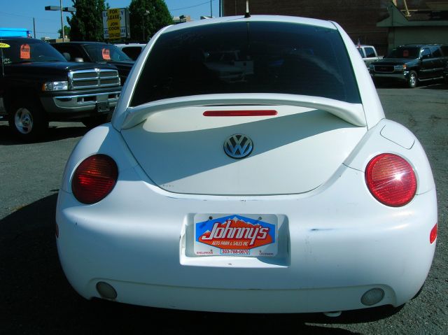 1998 Volkswagen New Beetle Base