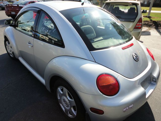 1998 Volkswagen New Beetle FWD 4dr Sport