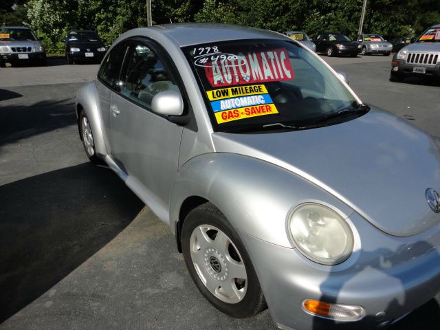 1998 Volkswagen New Beetle FWD 4dr Sport