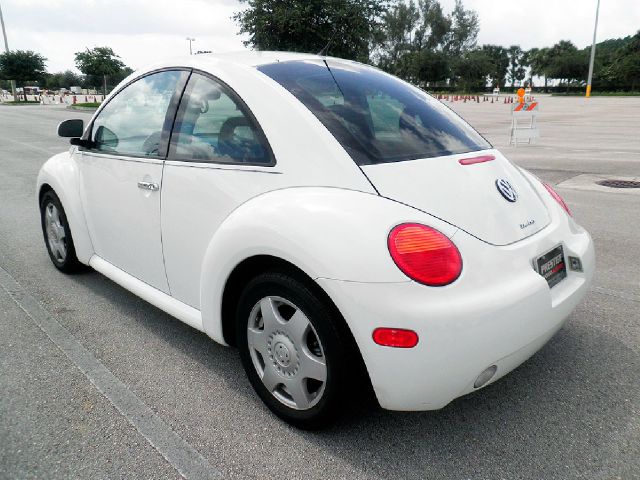 1998 Volkswagen New Beetle Unknown