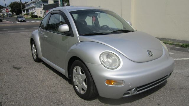 1998 Volkswagen New Beetle Base