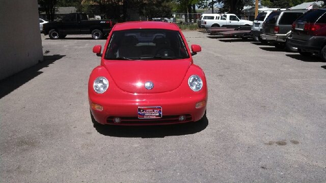 1998 Volkswagen New Beetle Base