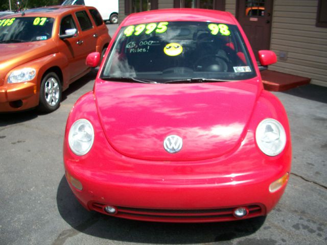 1998 Volkswagen New Beetle Base