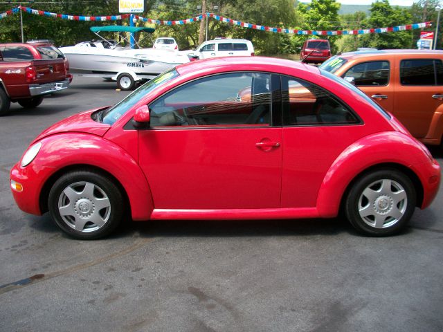 1998 Volkswagen New Beetle Base