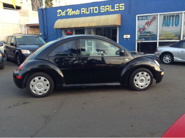 1999 Volkswagen New Beetle Quad Cab 4x2 Shortbox XLT