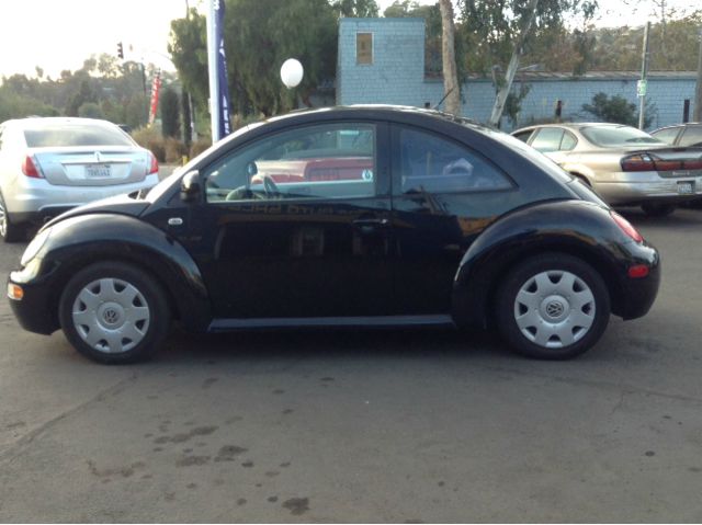 1999 Volkswagen New Beetle Quad Cab 4x2 Shortbox XLT