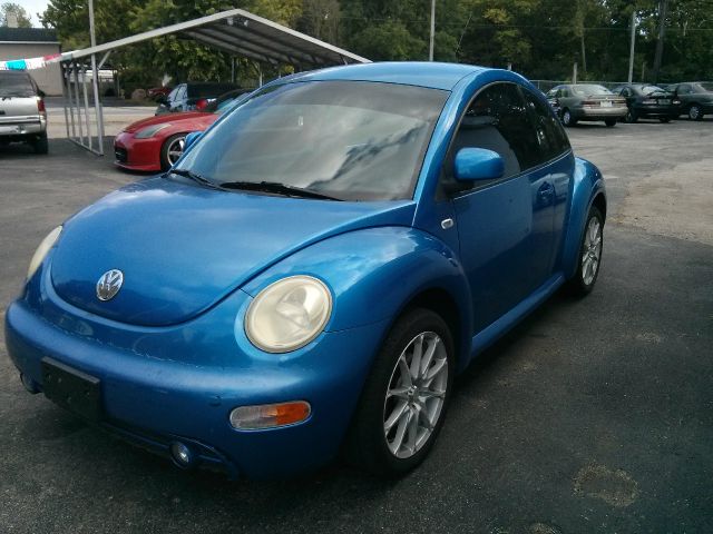 1999 Volkswagen New Beetle Quad Cab 4x2 Shortbox XLT