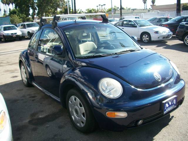 1999 Volkswagen New Beetle FWD 4dr Sport