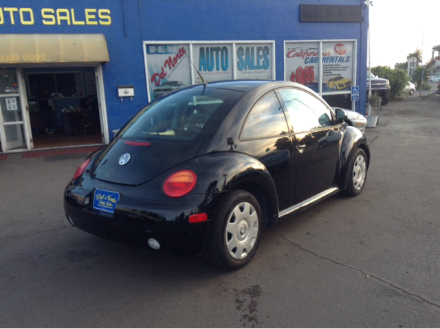 1999 Volkswagen New Beetle Quad Cab 4x2 Shortbox XLT