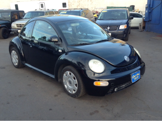 1999 Volkswagen New Beetle Quad Cab 4x2 Shortbox XLT