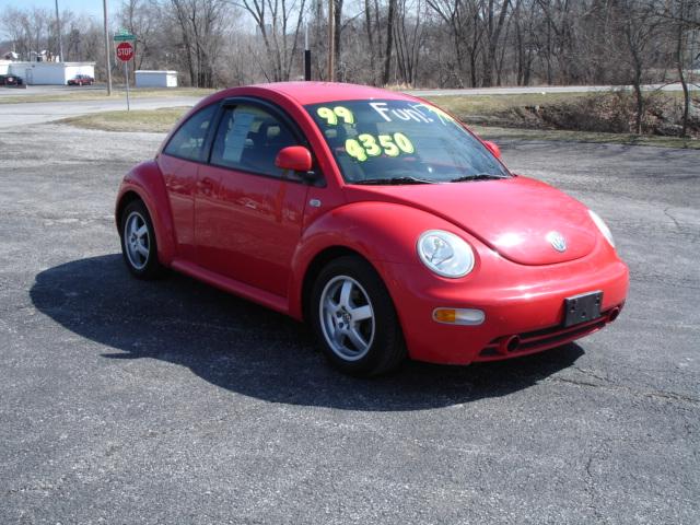 1999 Volkswagen New Beetle FWD 4dr Sport