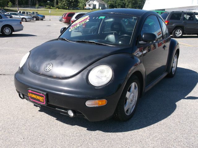 1999 Volkswagen New Beetle Quad Cab 4x2 Shortbox XLT