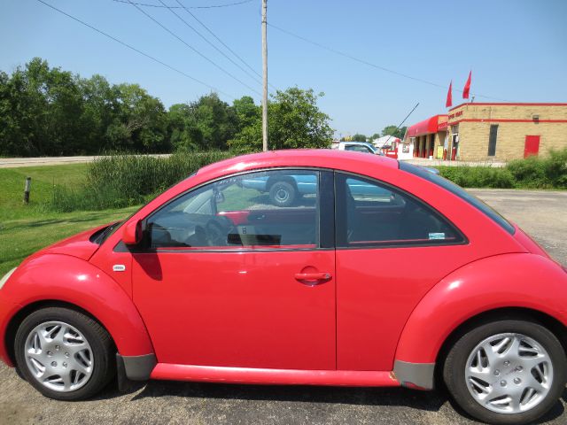 1999 Volkswagen New Beetle Quad Cab 4x2 Shortbox XLT