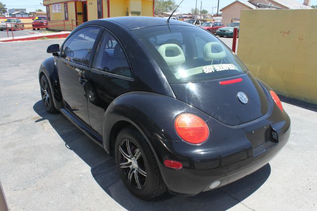 1999 Volkswagen New Beetle Quad Cab 4x2 Shortbox XLT