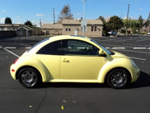 1999 Volkswagen New Beetle FWD 4dr Sport