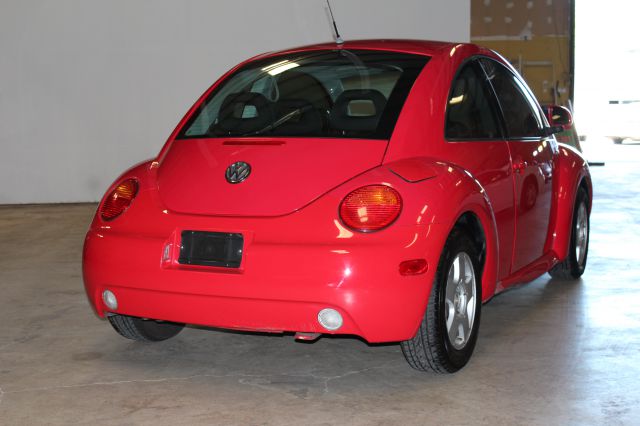 1999 Volkswagen New Beetle T6 AWD Leather Moonroof Navigation