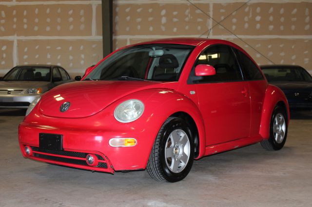 1999 Volkswagen New Beetle T6 AWD Leather Moonroof Navigation